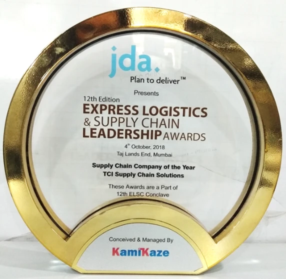 Award: Supply Chain Company of the Year to TCI Supply Chain Solutions (round glass trophy)